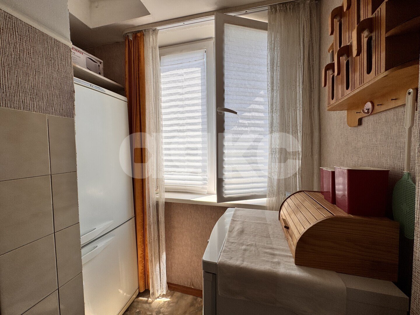 Фото №3: 4-комнатная квартира <span class="whitespace-nowrap">71 м²</span>, <span class="whitespace-nowrap">7/9 эт.</span> - Майкоп, мкр. квартал Нефтянка, ул. Пролетарская, 400