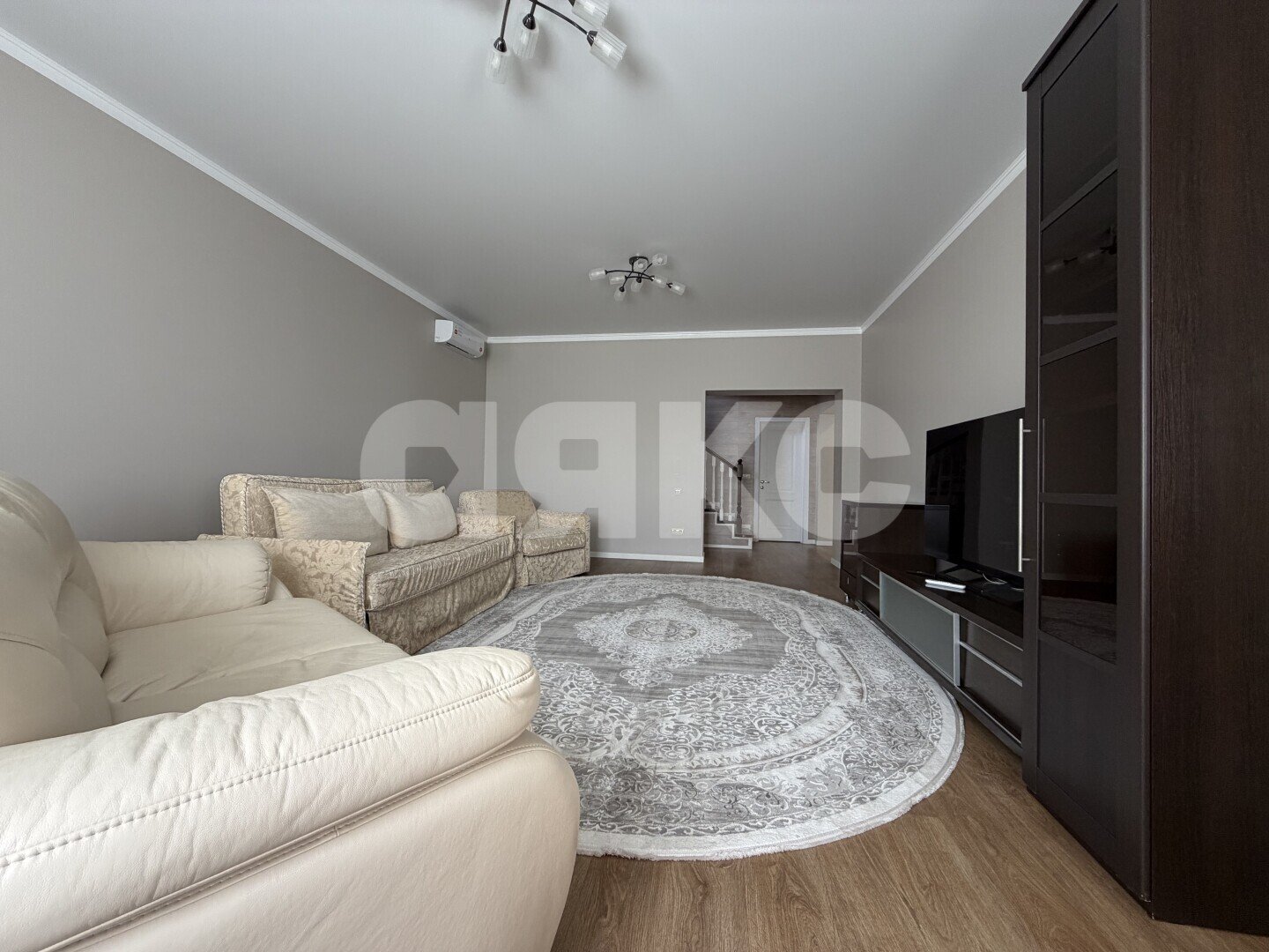 Фото №15: Коттедж <span class="whitespace-nowrap">251 м²</span> <span class="whitespace-nowrap">+ 14 сот.</span>, <span class="whitespace-nowrap">2 эт.</span> - ДНТ Старая Мельница-2, мкр. квартал 30401, 176