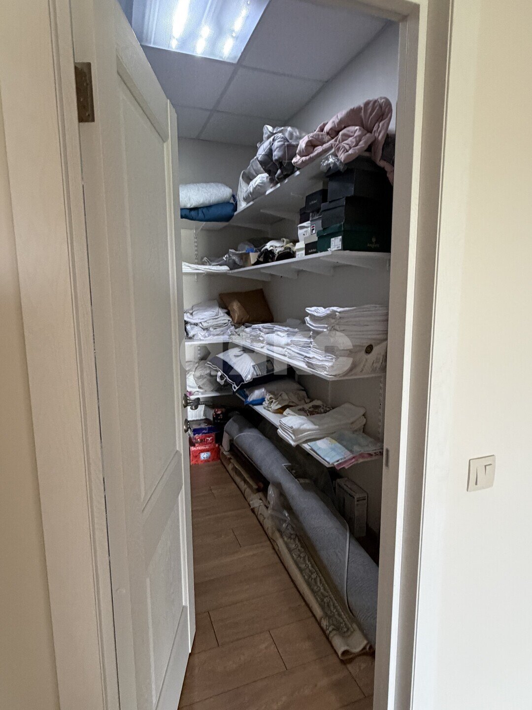Фото №19: Коттедж <span class="whitespace-nowrap">251 м²</span> <span class="whitespace-nowrap">+ 14 сот.</span>, <span class="whitespace-nowrap">2 эт.</span> - ДНТ Старая Мельница-2, мкр. квартал 30401, 176