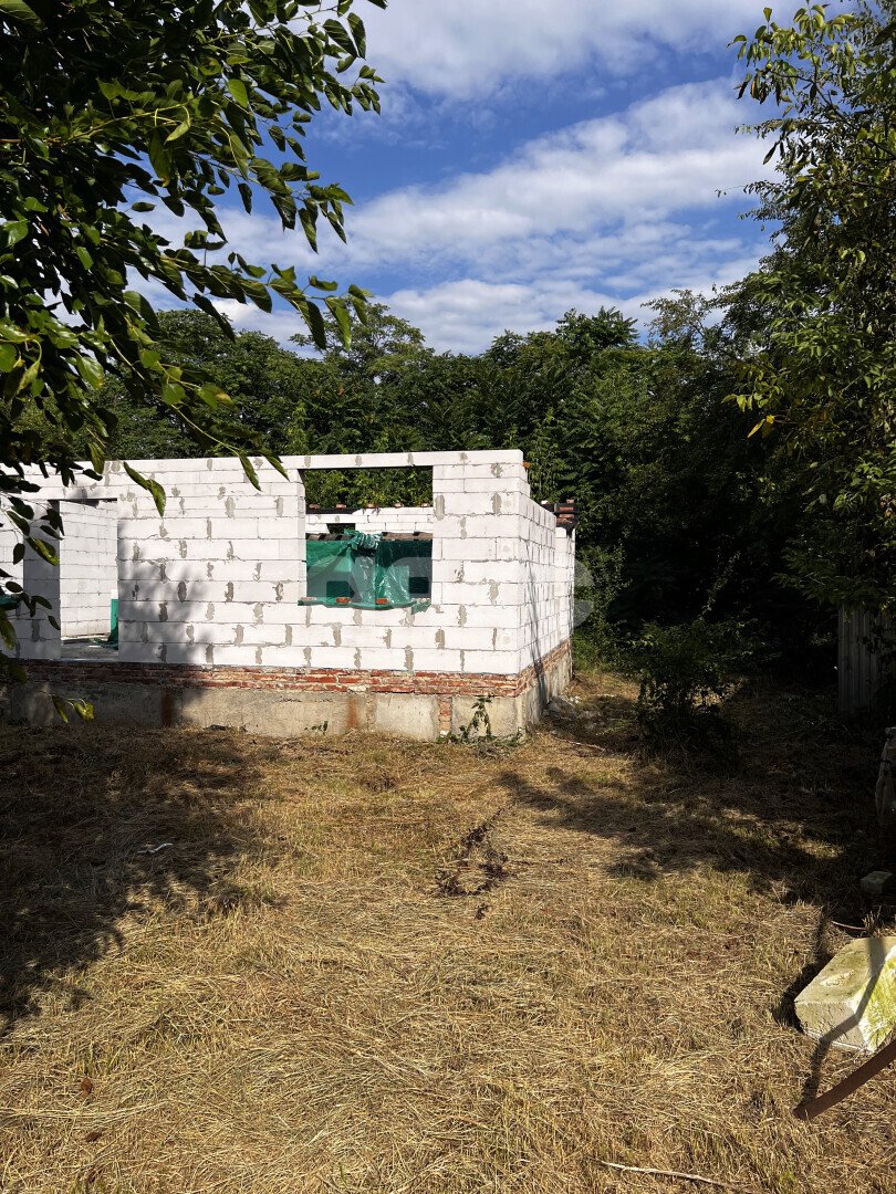 Фото №5: Дом <span class="whitespace-nowrap">70 м²</span> <span class="whitespace-nowrap">+ 4 сот.</span>, <span class="whitespace-nowrap">1 эт.</span> - Армавир, ул. Горького, 2Акв6