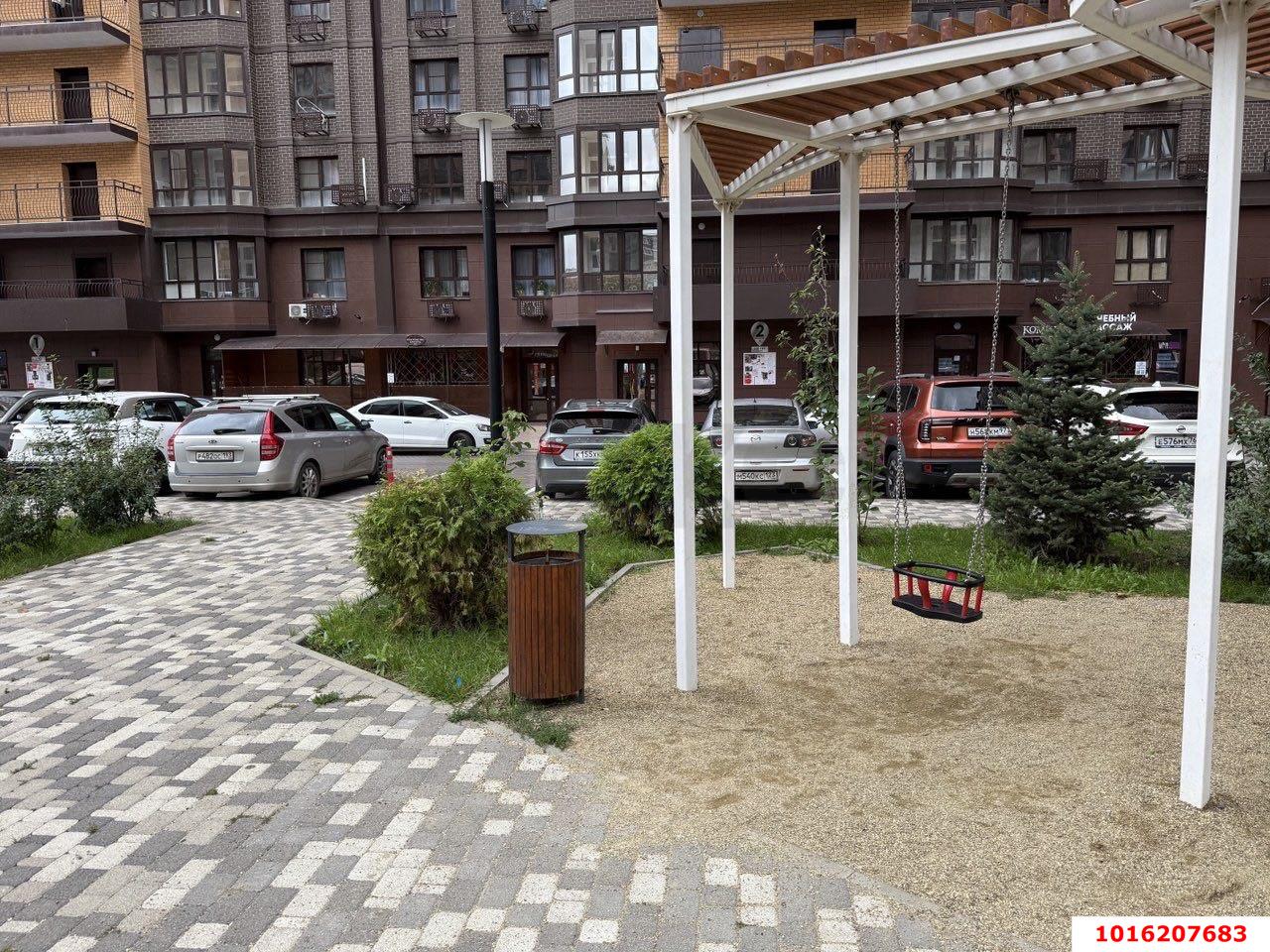 Фото №5: Торговое помещение <span class="whitespace-nowrap">60 м²</span>, <span class="whitespace-nowrap">1/20 эт.</span> - Краснодар, Прикубанский внутригородской округ, мкр. Достояние, ул. Конгрессная, 31