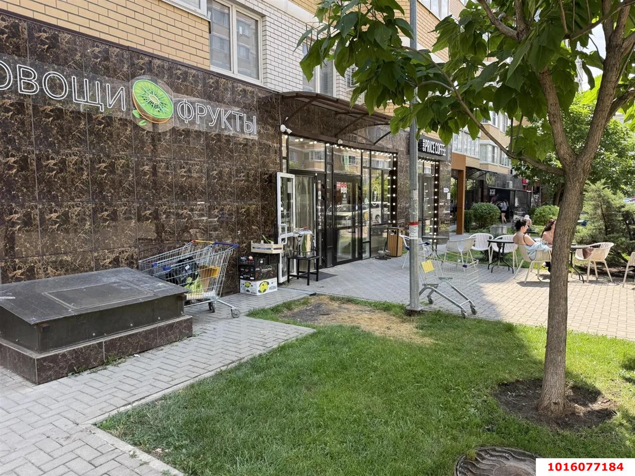 Фото №13: Торговое помещение <span class="whitespace-nowrap">34 м²</span>, <span class="whitespace-nowrap">1/16 эт.</span> - Краснодар, Прикубанский внутригородской округ, Славянский, мкр. Светлоград, ул. Красных Партизан, 1/4к11