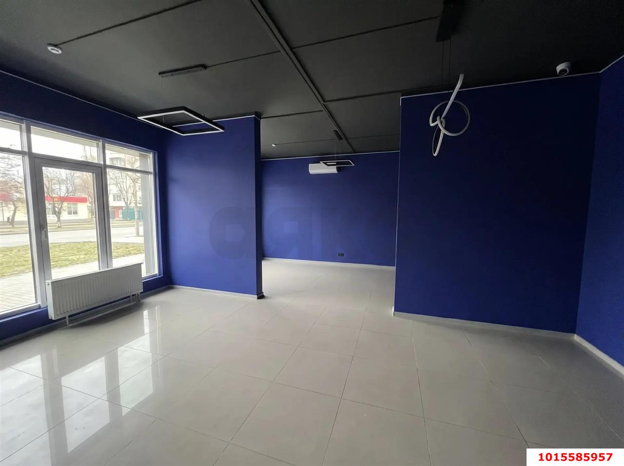 Фото №3: Торговое помещение <span class="whitespace-nowrap">83 м²</span>, <span class="whitespace-nowrap">1/12 эт.</span> - Краснодар, Прикубанский внутригородской округ, Славянский, мкр. Светлоград