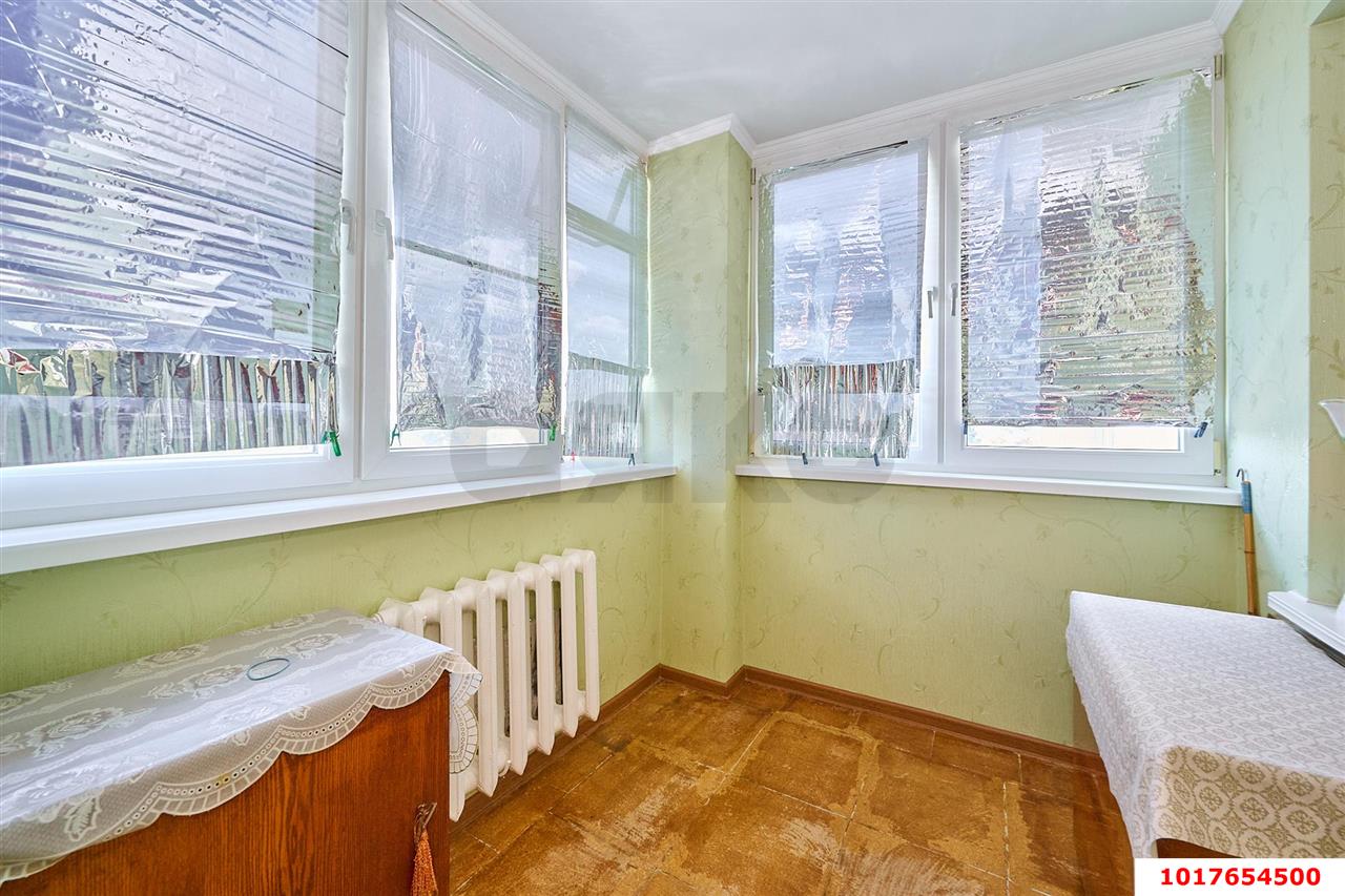 Фото №4: 1-комнатная квартира <span class="whitespace-nowrap">42 м²</span>, <span class="whitespace-nowrap">8/14 эт.</span> - Краснодар, Западный внутригородской округ, мкр. Центральный, ул. имени Пушкина, 5