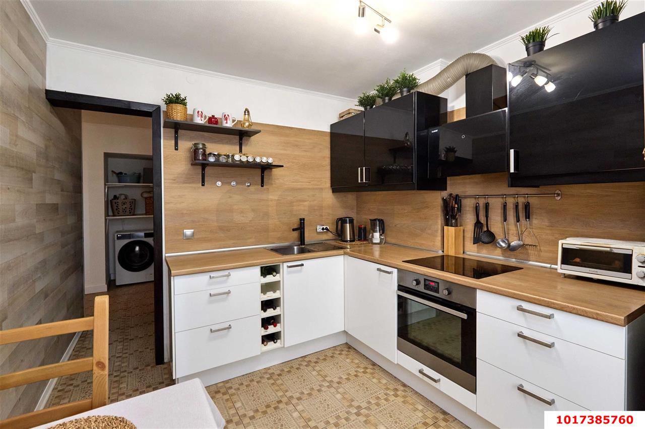Фото №7: 3-комнатная квартира <span class="whitespace-nowrap">85 м²</span>, <span class="whitespace-nowrap">9/10 эт.</span> - Краснодар, Прикубанский внутригородской округ, мкр. имени Н.И. Вавилова, ул. Вавилова, 18к1