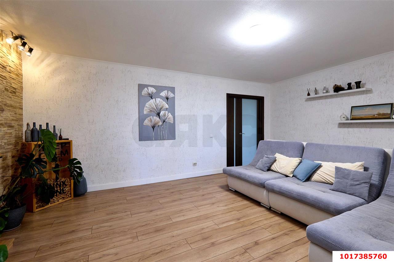 Фото №4: 3-комнатная квартира <span class="whitespace-nowrap">85 м²</span>, <span class="whitespace-nowrap">9/10 эт.</span> - Краснодар, Прикубанский внутригородской округ, мкр. имени Н.И. Вавилова, ул. Вавилова, 18к1