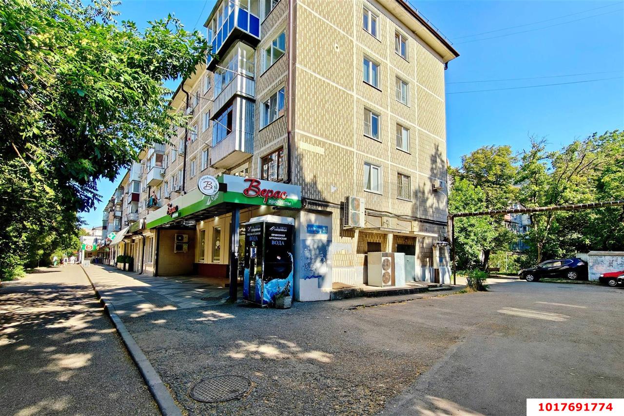 Фото №17: Торговое помещение <span class="whitespace-nowrap">932 м²</span>, <span class="whitespace-nowrap">5 эт.</span> - Краснодар, Прикубанский внутригородской округ, Фестивальный, мкр. Солнечный, ул. Архитектора Ишунина, 2