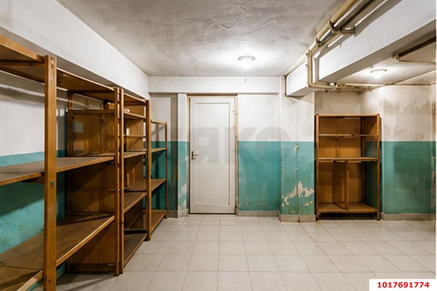 Фото №15: Торговое помещение <span class="whitespace-nowrap">932 м²</span>, <span class="whitespace-nowrap">5 эт.</span> - Краснодар, Прикубанский внутригородской округ, Фестивальный, мкр. Солнечный, ул. Архитектора Ишунина, 2