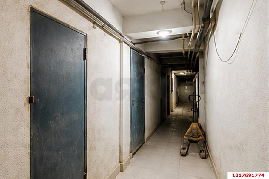 Фото №10: Торговое помещение <span class="whitespace-nowrap">932 м²</span>, <span class="whitespace-nowrap">5 эт.</span> - Краснодар, Прикубанский внутригородской округ, Фестивальный, мкр. Солнечный, ул. Архитектора Ишунина, 2