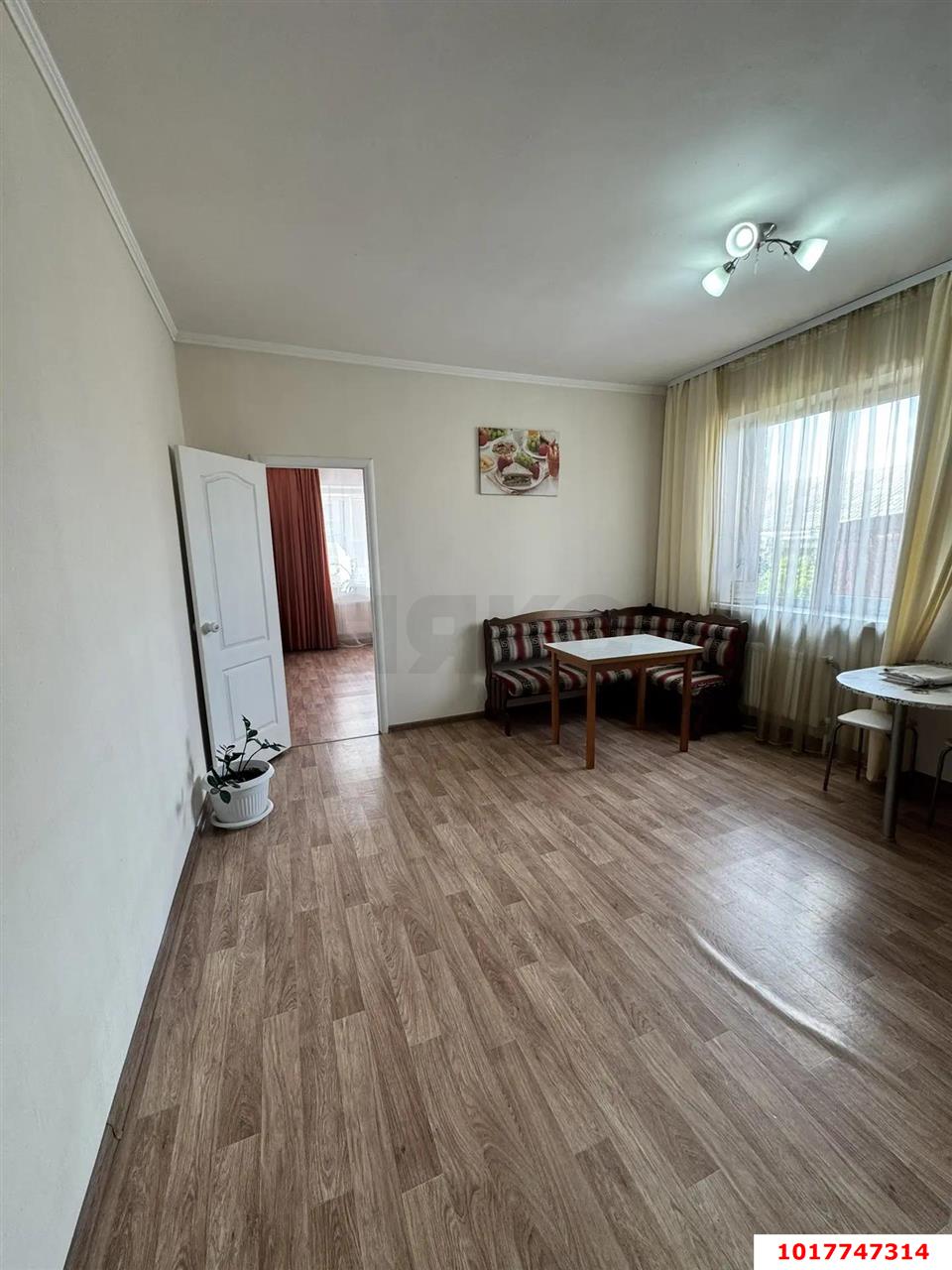 Фото №3: 1-комнатная квартира <span class="whitespace-nowrap">39 м²</span>, <span class="whitespace-nowrap">3/4 эт.</span> - Краснодар, Центральный внутригородской округ, мкр. Центральный, ул. Леваневского, 67