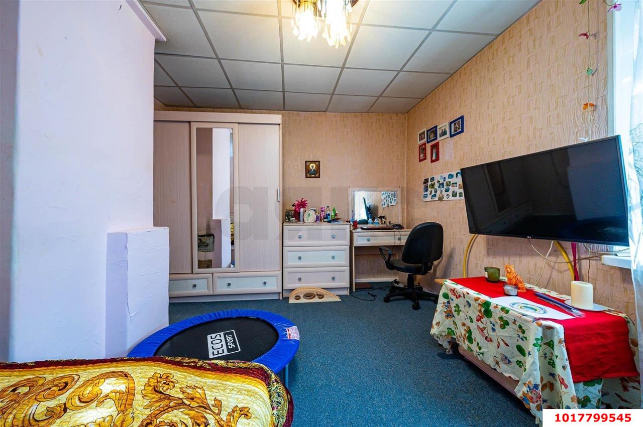 Фото №3: 2-комнатная квартира <span class="whitespace-nowrap">39 м²</span>, <span class="whitespace-nowrap">2/2 эт.</span> - Краснодар, Центральный внутригородской округ, мкр. Центральный, ул. Митрофана Седина, 16