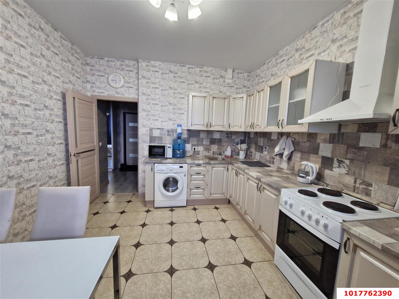 Фото №2: 1-комнатная квартира <span class="whitespace-nowrap">46 м²</span>, <span class="whitespace-nowrap">12/19 эт.</span> - Краснодар, Прикубанский внутригородской округ, Авиагородок, мкр. ЖК На Стахановской, ул. Стахановская, 1