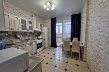 Фото №1: 1-комнатная квартира <span class="whitespace-nowrap">40 м²</span>, <span class="whitespace-nowrap">12/19 эт.</span> - Краснодар, мкр. ЖК На Стахановской, ул. Стахановская, 1