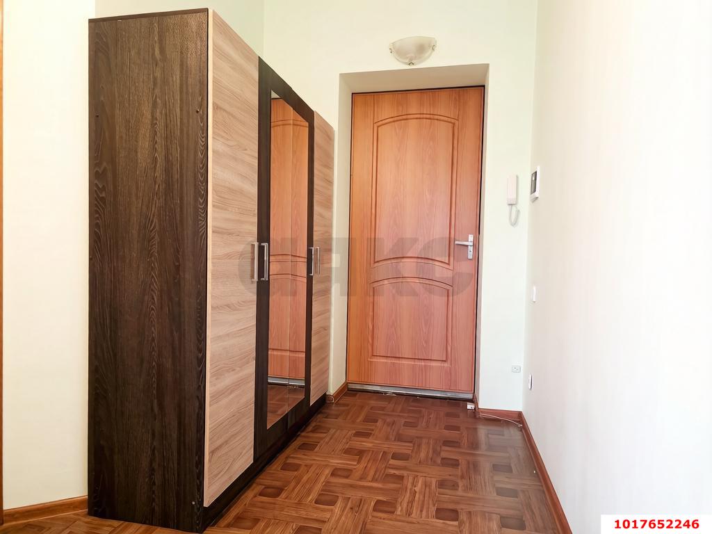Фото №3: 1-комнатная квартира <span class="whitespace-nowrap">56 м²</span>, <span class="whitespace-nowrap">4/8 эт.</span> - Краснодар, Прикубанский внутригородской округ, мкр. Восточно-Кругликовский, ул. Черкасская, 61