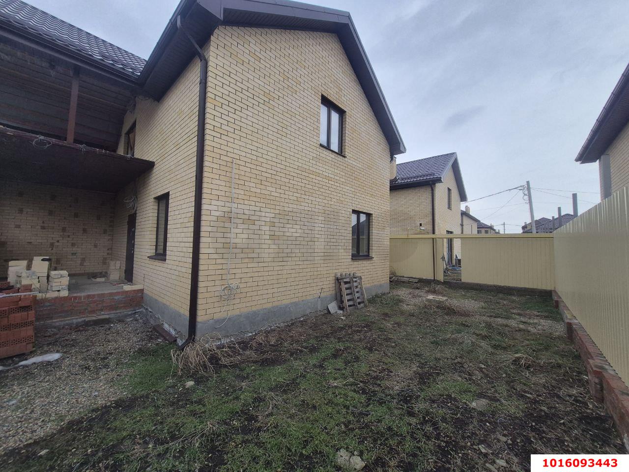 Фото №4: Дом <span class="whitespace-nowrap">127 м²</span> <span class="whitespace-nowrap">+ 11.65 сот.</span>, <span class="whitespace-nowrap">2 эт.</span> - Краснодар, Прикубанский внутригородской округ, мкр. КП Золотой город, пр-д 2-й Мартыновский, 74к1