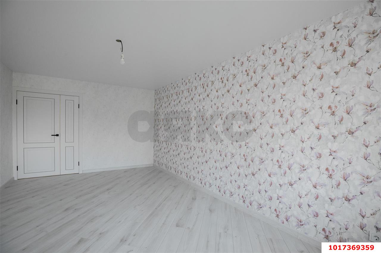 Фото №2: 3-комнатная квартира <span class="whitespace-nowrap">75 м²</span>, <span class="whitespace-nowrap">4/9 эт.</span> - Краснодар, Карасунский внутригородской округ, мкр. Комсомольский, ул. Тюляева, 18