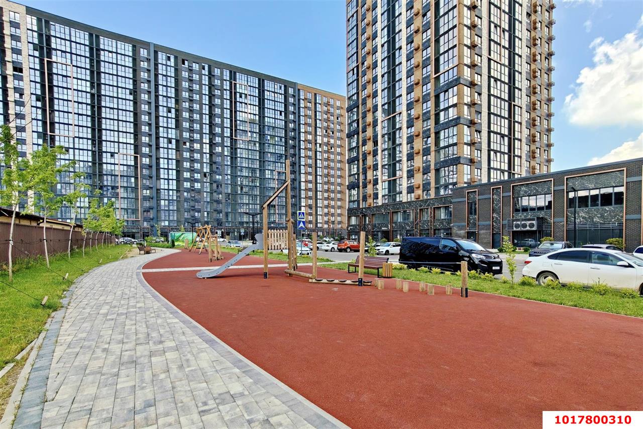 Фото №2: 2-комнатная квартира <span class="whitespace-nowrap">66 м²</span>, <span class="whitespace-nowrap">4/21 эт.</span> - Краснодар, Прикубанский внутригородской округ, мкр. Образцово, ул. Адмирала Макарова, 5