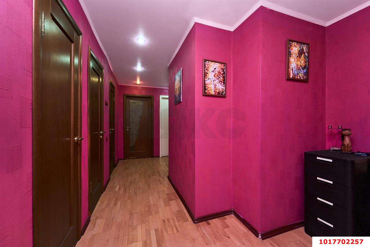 Фото №4: 3-комнатная квартира <span class="whitespace-nowrap">75 м²</span>, <span class="whitespace-nowrap">5/9 эт.</span> - Краснодар, Центральный внутригородской округ, мкр. Центральный, ул. Суворова, 74