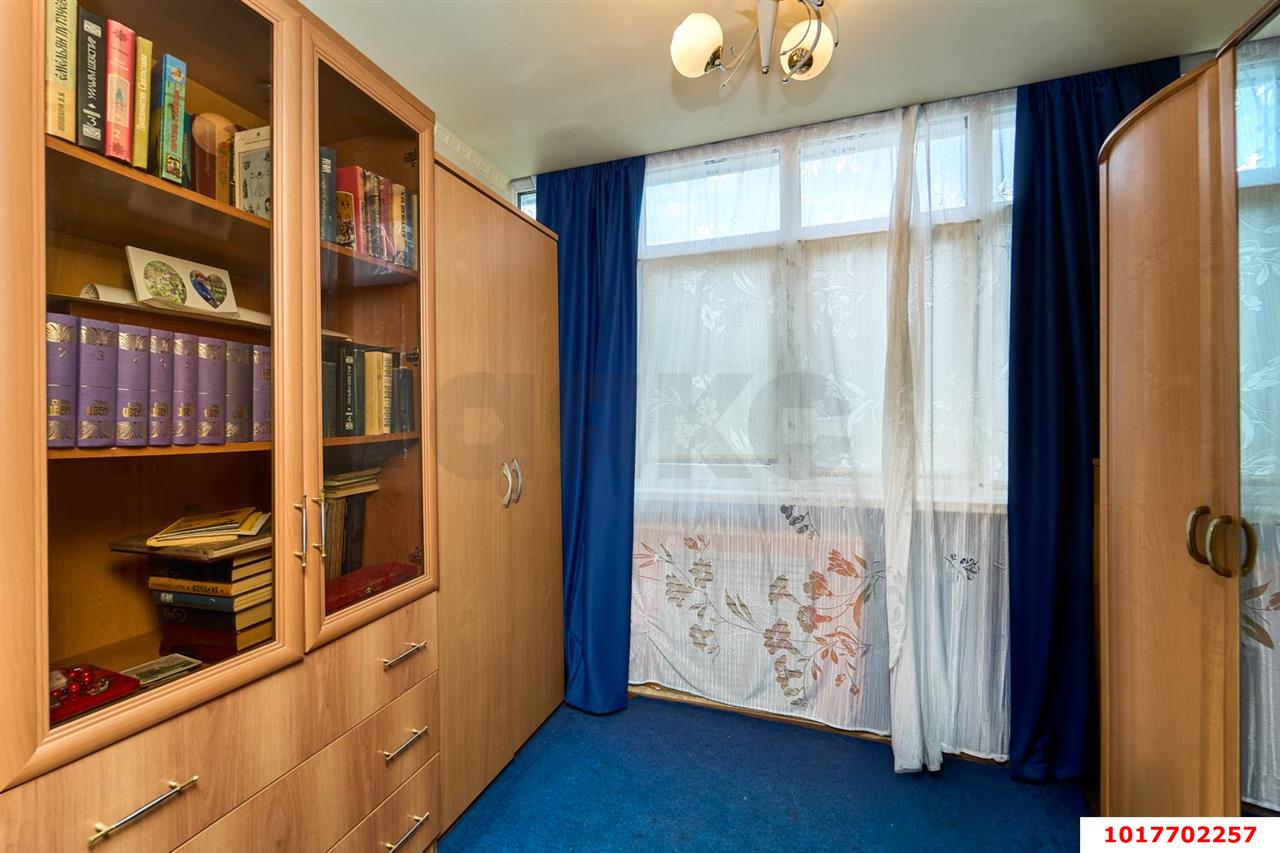 Фото №9: 3-комнатная квартира <span class="whitespace-nowrap">75 м²</span>, <span class="whitespace-nowrap">5/9 эт.</span> - Краснодар, Центральный внутригородской округ, мкр. Центральный, ул. Суворова, 74