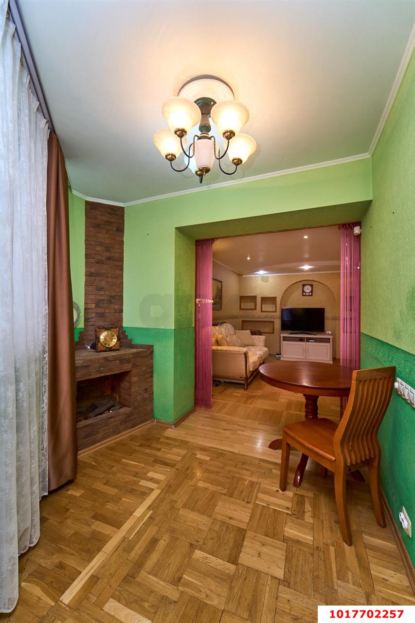 Фото №16: 3-комнатная квартира <span class="whitespace-nowrap">75 м²</span>, <span class="whitespace-nowrap">5/9 эт.</span> - Краснодар, Центральный внутригородской округ, мкр. Центральный, ул. Суворова, 74