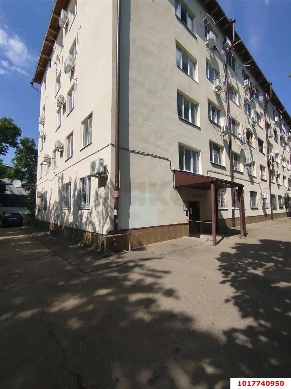 Фото №14: Студия <span class="whitespace-nowrap">16 м²</span>, <span class="whitespace-nowrap">4/5 эт.</span> - Краснодар, Карасунский внутригородской округ, мкр. Гидростроителей, ул. имени Дмитрия Благоева, 8