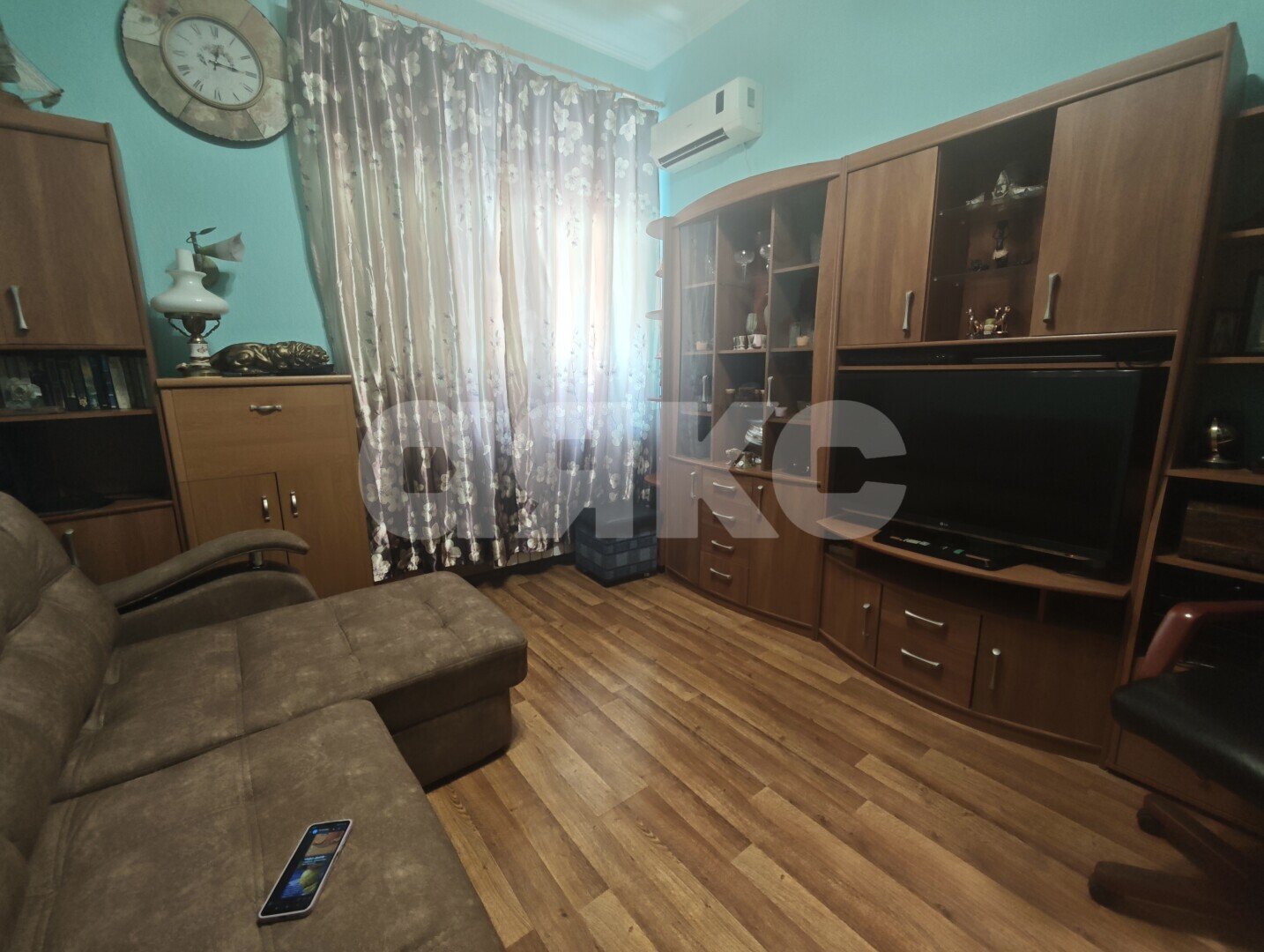 Фото №10: Дом <span class="whitespace-nowrap">245 м²</span> <span class="whitespace-nowrap">+ 4 сот.</span>, <span class="whitespace-nowrap">3 эт.</span> - Мариуполь, р. Жовтневый, ул. 1 Мая, 39