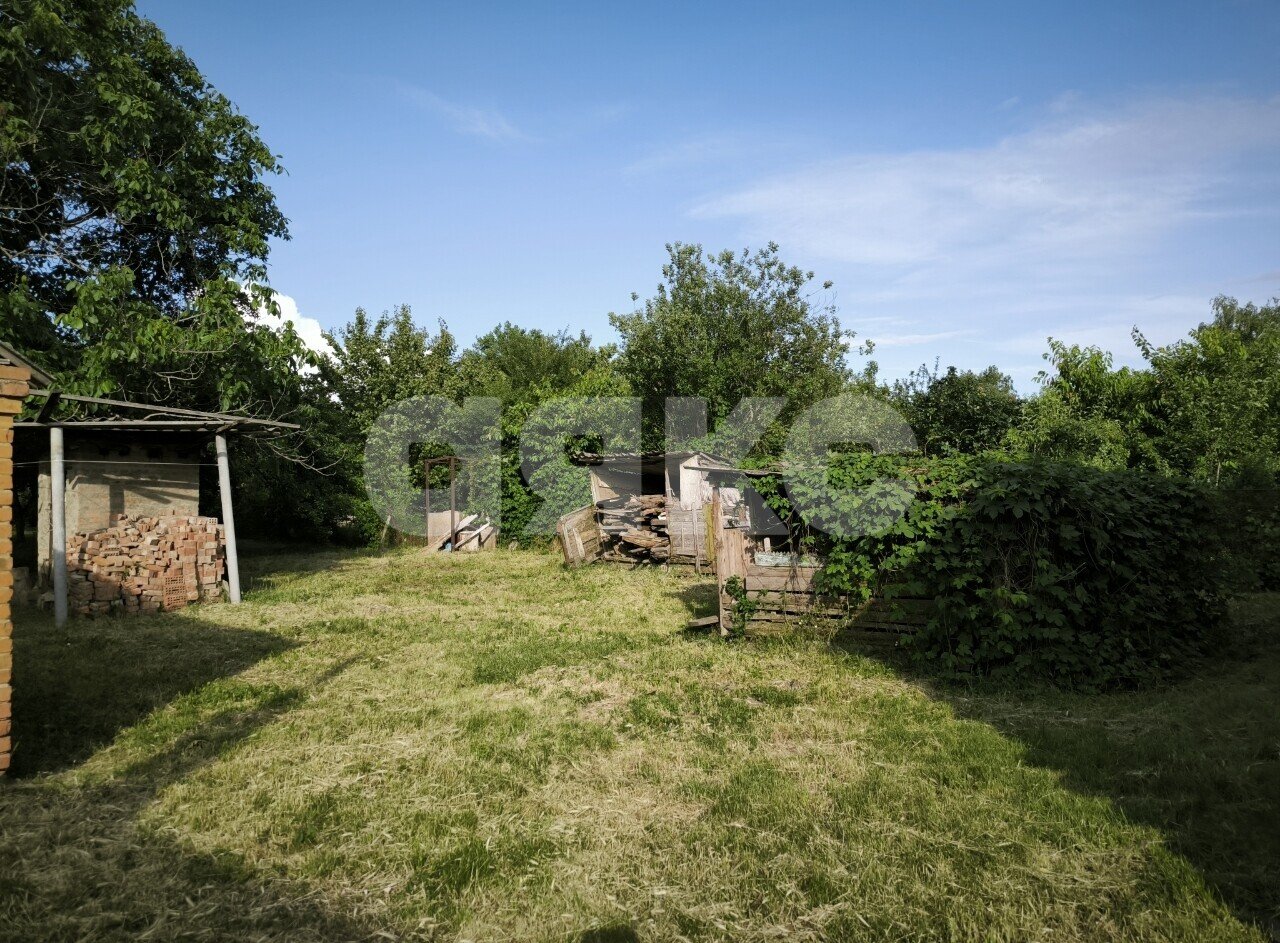 Фото №5: Дом <span class="whitespace-nowrap">60 м²</span> <span class="whitespace-nowrap">+ 9 сот.</span>, <span class="whitespace-nowrap">1 эт.</span> - Новокубанск, ул. Октябрьская, 67