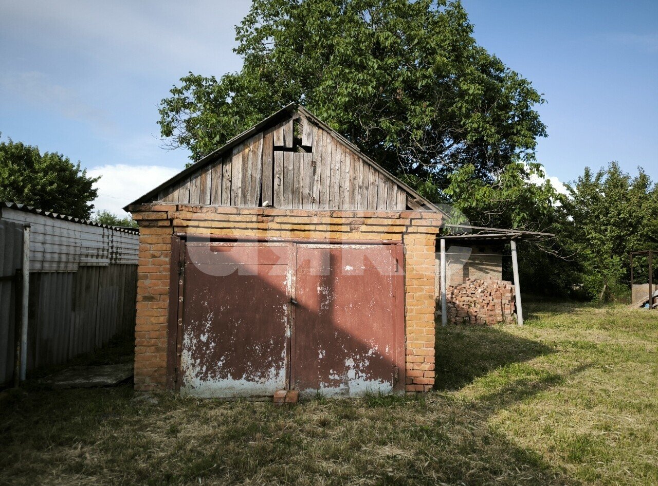 Фото №9: Дом <span class="whitespace-nowrap">60 м²</span> <span class="whitespace-nowrap">+ 9 сот.</span>, <span class="whitespace-nowrap">1 эт.</span> - Новокубанск, ул. Октябрьская, 67
