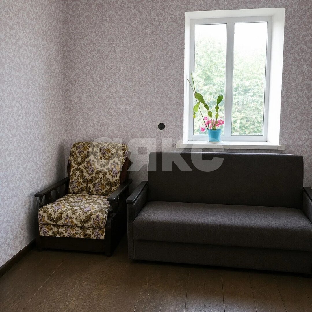 Фото №3: Дом <span class="whitespace-nowrap">60 м²</span> <span class="whitespace-nowrap">+ 9 сот.</span>, <span class="whitespace-nowrap">1 эт.</span> - Новокубанск, ул. Октябрьская, 67