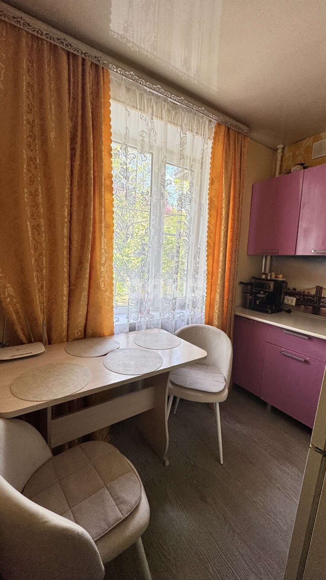 Фото №1: 2-комнатная квартира <span class="whitespace-nowrap">42 м²</span>, <span class="whitespace-nowrap">1/4 эт.</span> - Туапсе, ул. Маршала Жукова, 19