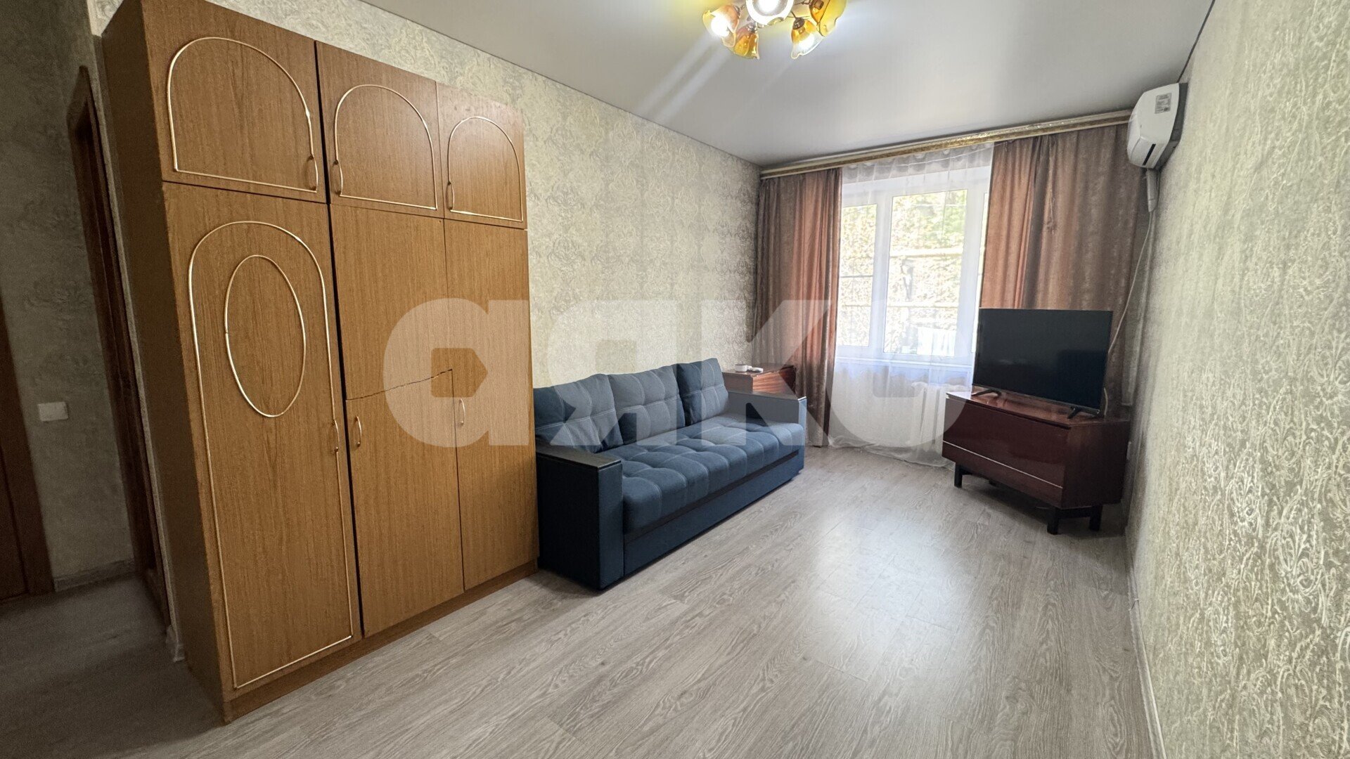 Фото №3: 2-комнатная квартира <span class="whitespace-nowrap">42 м²</span>, <span class="whitespace-nowrap">1/4 эт.</span> - Туапсе, ул. Маршала Жукова, 19
