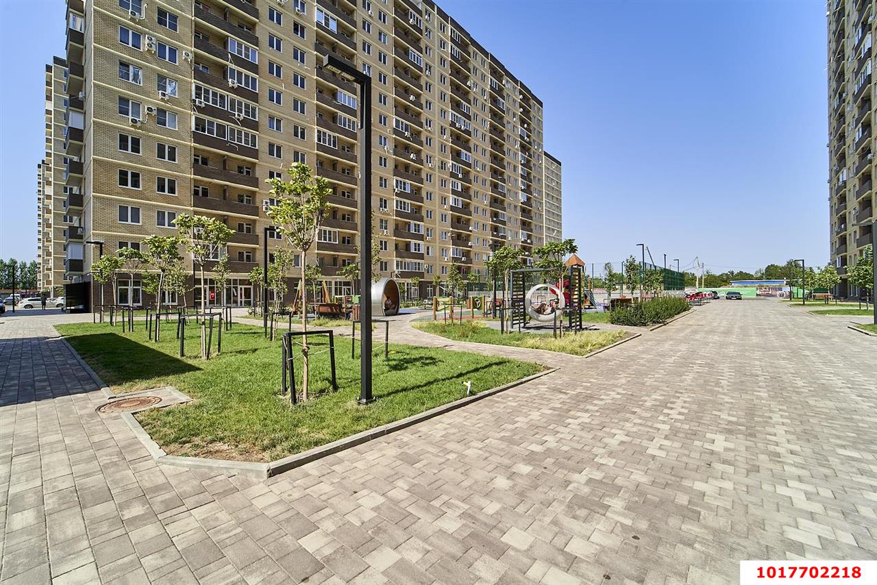 Фото №1: 1-комнатная квартира <span class="whitespace-nowrap">39 м²</span>, <span class="whitespace-nowrap">14/16 эт.</span> - Краснодар, Прикубанский внутригородской округ, мкр. жилой комплекс Дыхание, ул. Лётчика Позднякова, 2к29