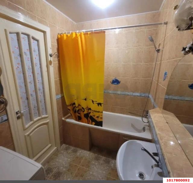 Фото №10: 1-комнатная квартира <span class="whitespace-nowrap">50 м²</span>, <span class="whitespace-nowrap">5/16 эт.</span> - Краснодар, Западный внутригородской округ, мкр. Юбилейный, пр-кт Чекистов, 42