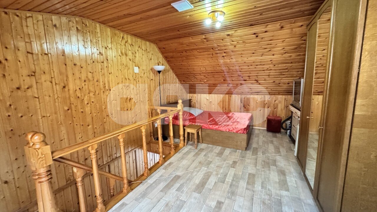 Фото №6: Таунхаус <span class="whitespace-nowrap">50 м²</span> <span class="whitespace-nowrap">+ 1 сот.</span>, <span class="whitespace-nowrap">2 эт.</span> - Туапсе, ул. Калараша, 48