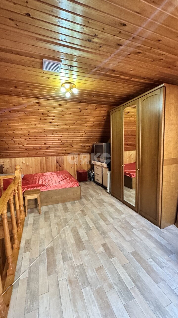Фото №5: Таунхаус <span class="whitespace-nowrap">50 м²</span> <span class="whitespace-nowrap">+ 1 сот.</span>, <span class="whitespace-nowrap">2 эт.</span> - Туапсе, ул. Калараша, 48