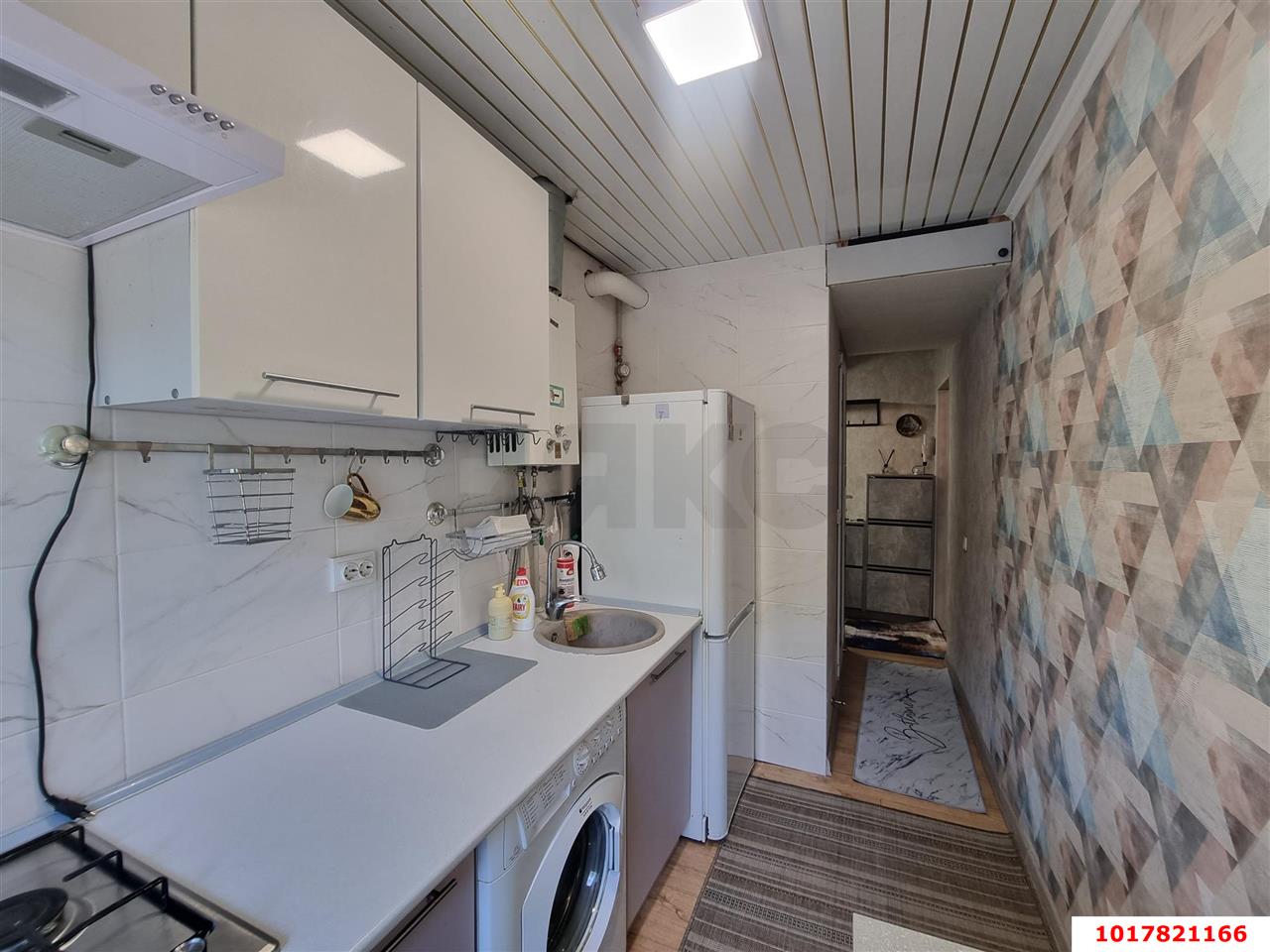 Фото №4: 1-комнатная квартира <span class="whitespace-nowrap">24 м²</span>, <span class="whitespace-nowrap">1/3 эт.</span> - Краснодар, Центральный внутригородской округ, мкр. 40 лет Победы, ул. Гражданская, 19