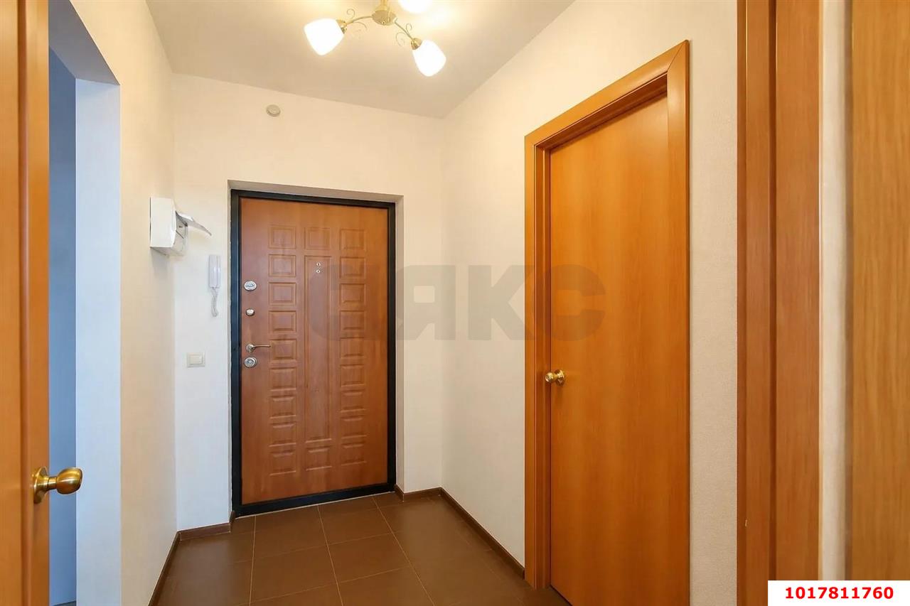 Фото №5: 1-комнатная квартира <span class="whitespace-nowrap">39 м²</span>, <span class="whitespace-nowrap">4/9 эт.</span> - Краснодар, Прикубанский внутригородской округ, Славянский, мкр. Светлоград, ул. Красных Партизан, 1/3