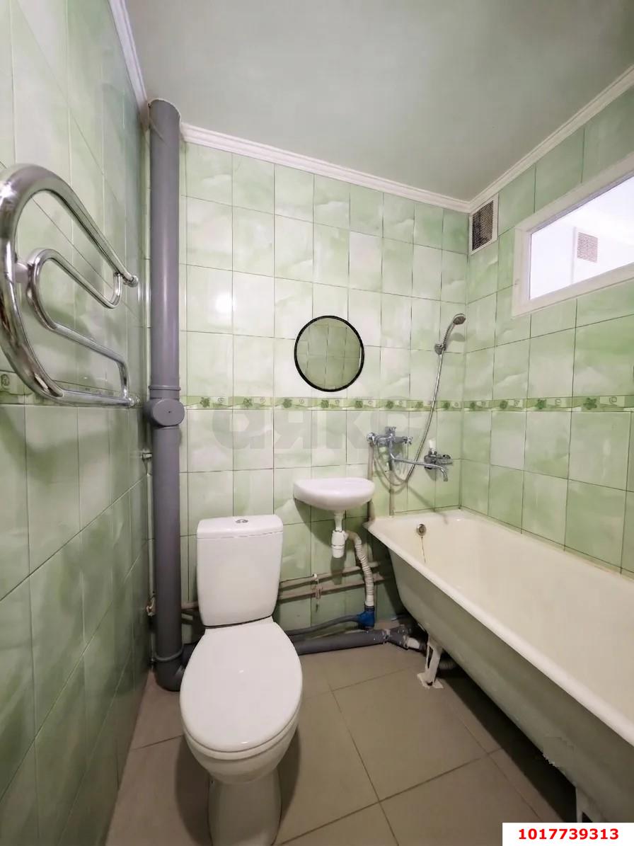 Фото №8: 1-комнатная квартира <span class="whitespace-nowrap">31 м²</span>, <span class="whitespace-nowrap">5/5 эт.</span> - Краснодар, Прикубанский внутригородской округ, мкр. Фестивальный, ул. Яна Полуяна, 16