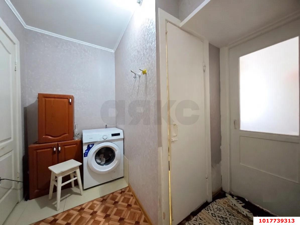 Фото №3: 1-комнатная квартира <span class="whitespace-nowrap">31 м²</span>, <span class="whitespace-nowrap">5/5 эт.</span> - Краснодар, Прикубанский внутригородской округ, мкр. Фестивальный, ул. Яна Полуяна, 16