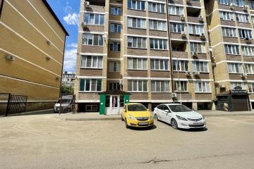 Фото №1: Офисное помещение <span class="whitespace-nowrap">89 м²</span>, <span class="whitespace-nowrap">-1/5 эт.</span> - Краснодар, мкр. Музыкальный, ул. имени Сергея Есенина, 94