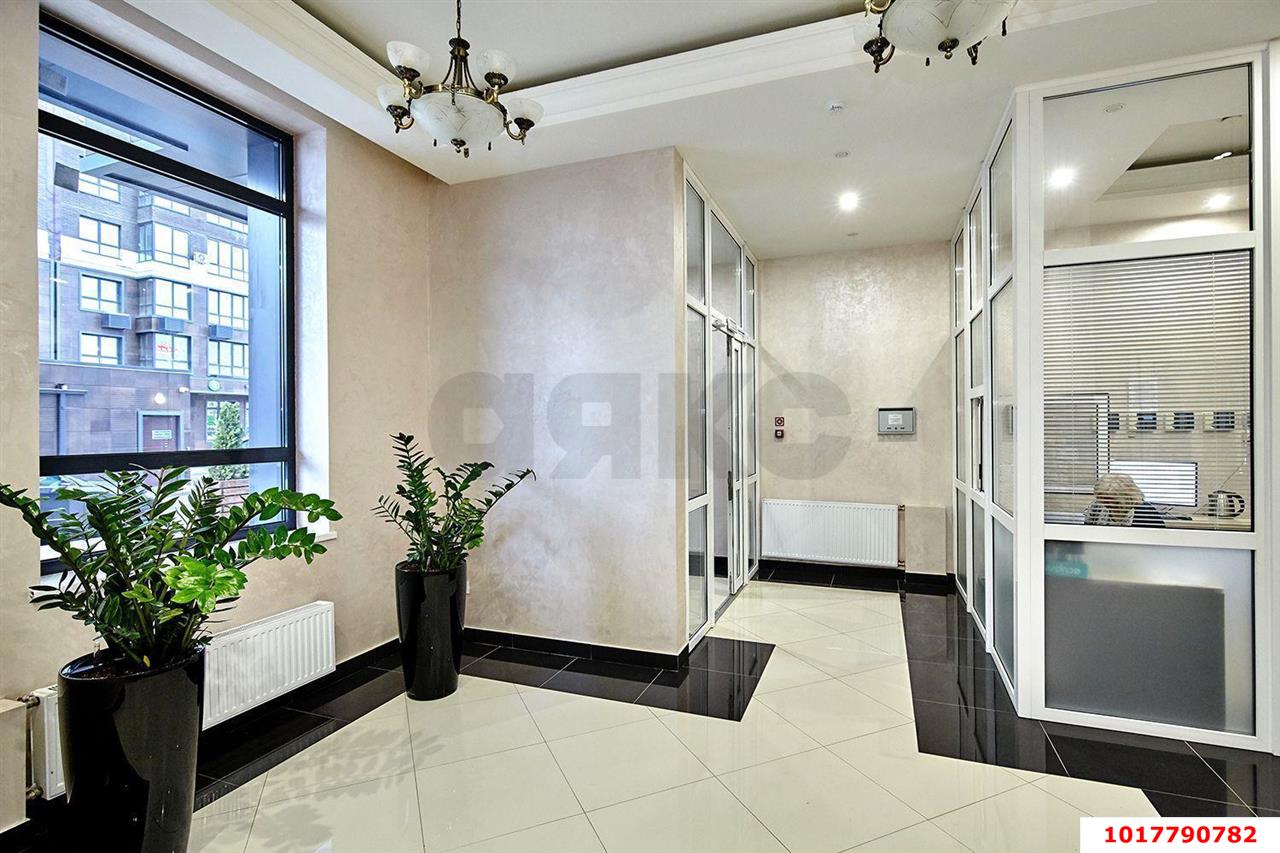 Фото №14: 2-комнатная квартира <span class="whitespace-nowrap">70 м²</span>, <span class="whitespace-nowrap">22/24 эт.</span> - Краснодар, Карасунский внутригородской округ, Хлопчато-бумажный Комбинат, мкр. жилой комплекс Фамилия, ул. Старокубанская, 124