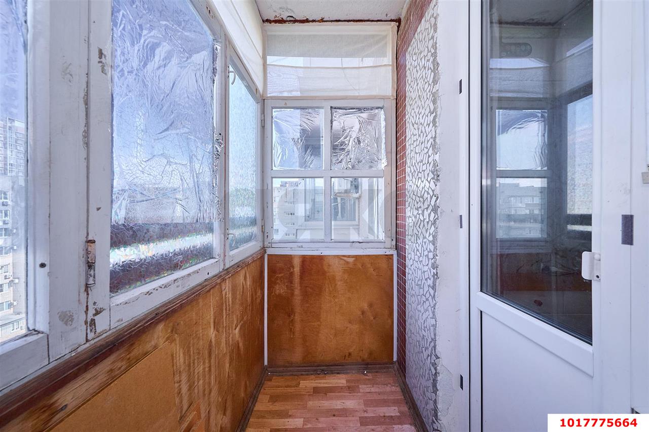Фото №13: 1-комнатная квартира <span class="whitespace-nowrap">32 м²</span>, <span class="whitespace-nowrap">8/9 эт.</span> - Краснодар, Прикубанский внутригородской округ, мкр. 40 лет Победы, ул. имени 40-летия Победы, 146/7