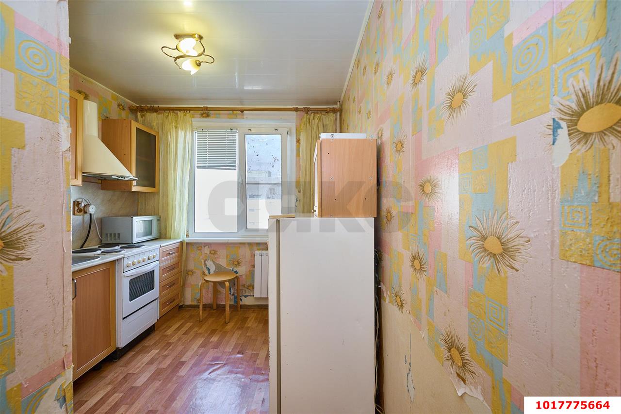 Фото №4: 1-комнатная квартира <span class="whitespace-nowrap">32 м²</span>, <span class="whitespace-nowrap">8/9 эт.</span> - Краснодар, Прикубанский внутригородской округ, мкр. 40 лет Победы, ул. имени 40-летия Победы, 146/7
