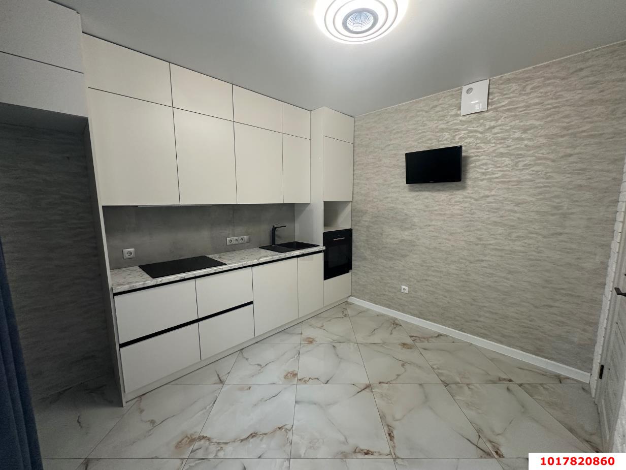 Фото №2: 2-комнатная квартира <span class="whitespace-nowrap">50 м²</span>, <span class="whitespace-nowrap">5/13 эт.</span> - Краснодар, Прикубанский внутригородской округ, Славянский, мкр. Светлоград, ул. Красных Партизан, 1/4к7