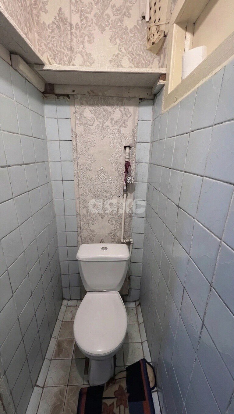 Фото №9: 2-комнатная квартира <span class="whitespace-nowrap">42 м²</span>, <span class="whitespace-nowrap">1/5 эт.</span> - Майкоп, мкр. квартал Черёмушки, ул. Димитрова, 11/2