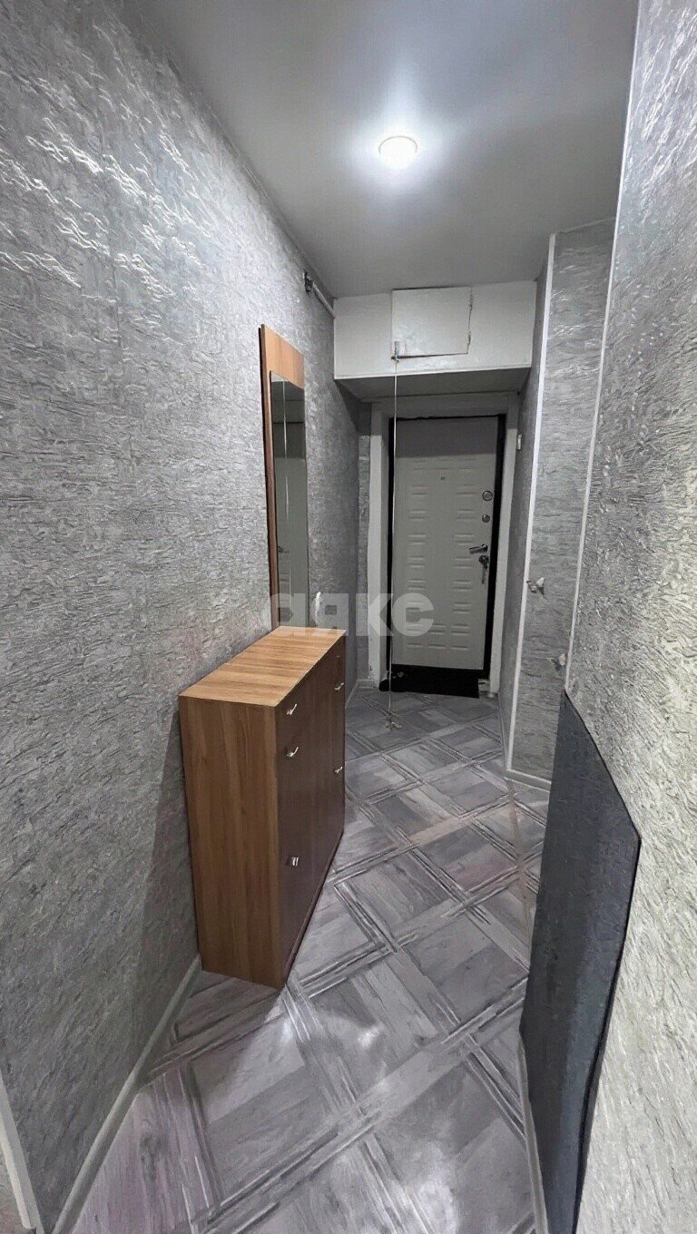 Фото №10: 2-комнатная квартира <span class="whitespace-nowrap">42 м²</span>, <span class="whitespace-nowrap">1/5 эт.</span> - Майкоп, мкр. квартал Черёмушки, ул. Димитрова, 11/2