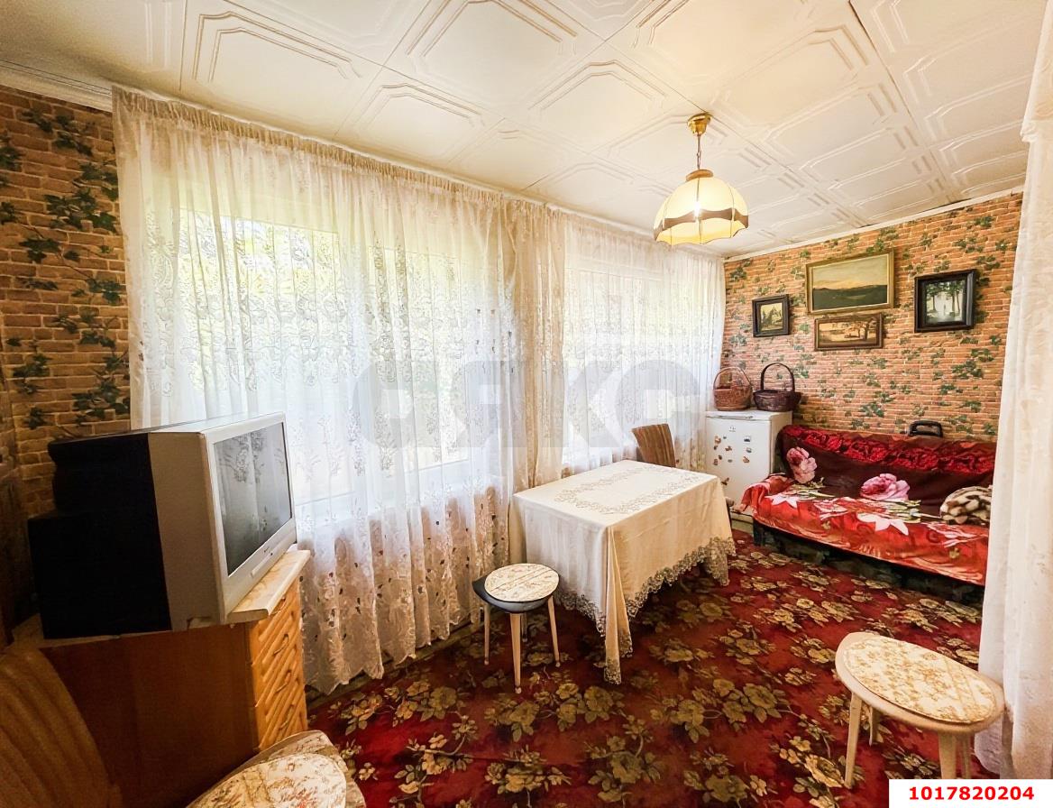 Фото №4: 2-комнатная квартира <span class="whitespace-nowrap">52 м²</span>, <span class="whitespace-nowrap">1/5 эт.</span> - Краснодар, Карасунский внутригородской округ, мкр. Гидростроителей, ул. Гидростроителей, 36