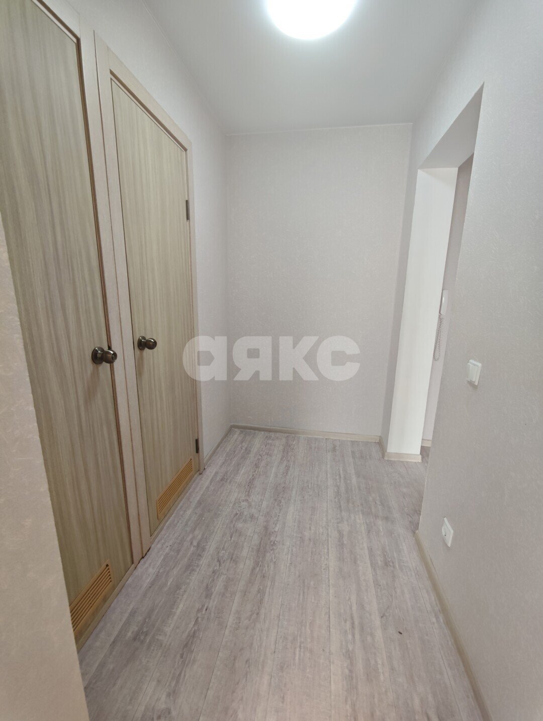 Фото №13: 2-комнатная квартира <span class="whitespace-nowrap">52 м²</span>, <span class="whitespace-nowrap">8/9 эт.</span> - Мариуполь, Приморский, п. Моряков, ул. Иртышская, 14