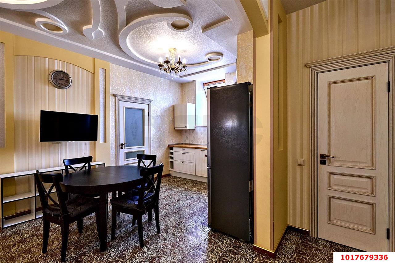 Фото №2: 2-комнатная квартира <span class="whitespace-nowrap">52 м²</span>, <span class="whitespace-nowrap">4/4 эт.</span> - Краснодар, Западный внутригородской округ, мкр. Сельскохозяйственный Институт, ул. Академика Трубилина, 26