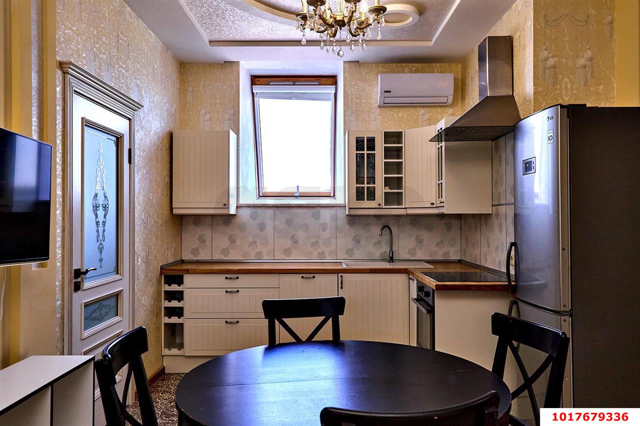 Фото №4: 2-комнатная квартира <span class="whitespace-nowrap">52 м²</span>, <span class="whitespace-nowrap">4/4 эт.</span> - Краснодар, Западный внутригородской округ, мкр. Сельскохозяйственный Институт, ул. Академика Трубилина, 26